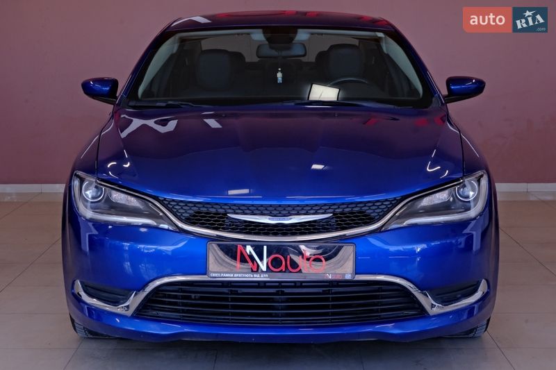 Седан Chrysler 200 2015 в Одесі