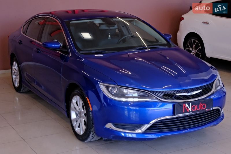 Седан Chrysler 200 2015 в Одесі