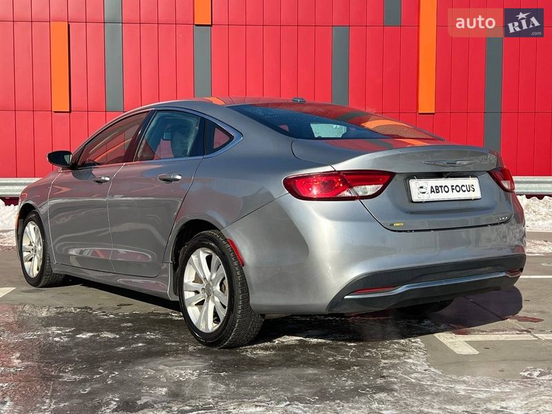 Седан Chrysler 200 2014 в Киеве