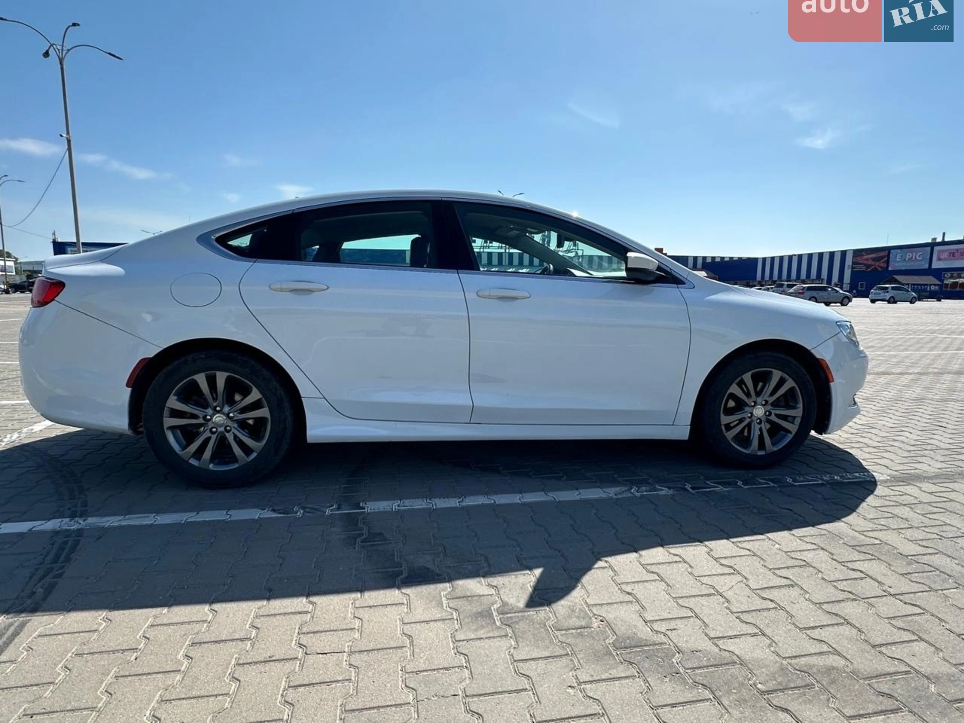 2016 Chrysler 200 - мініатюра 3