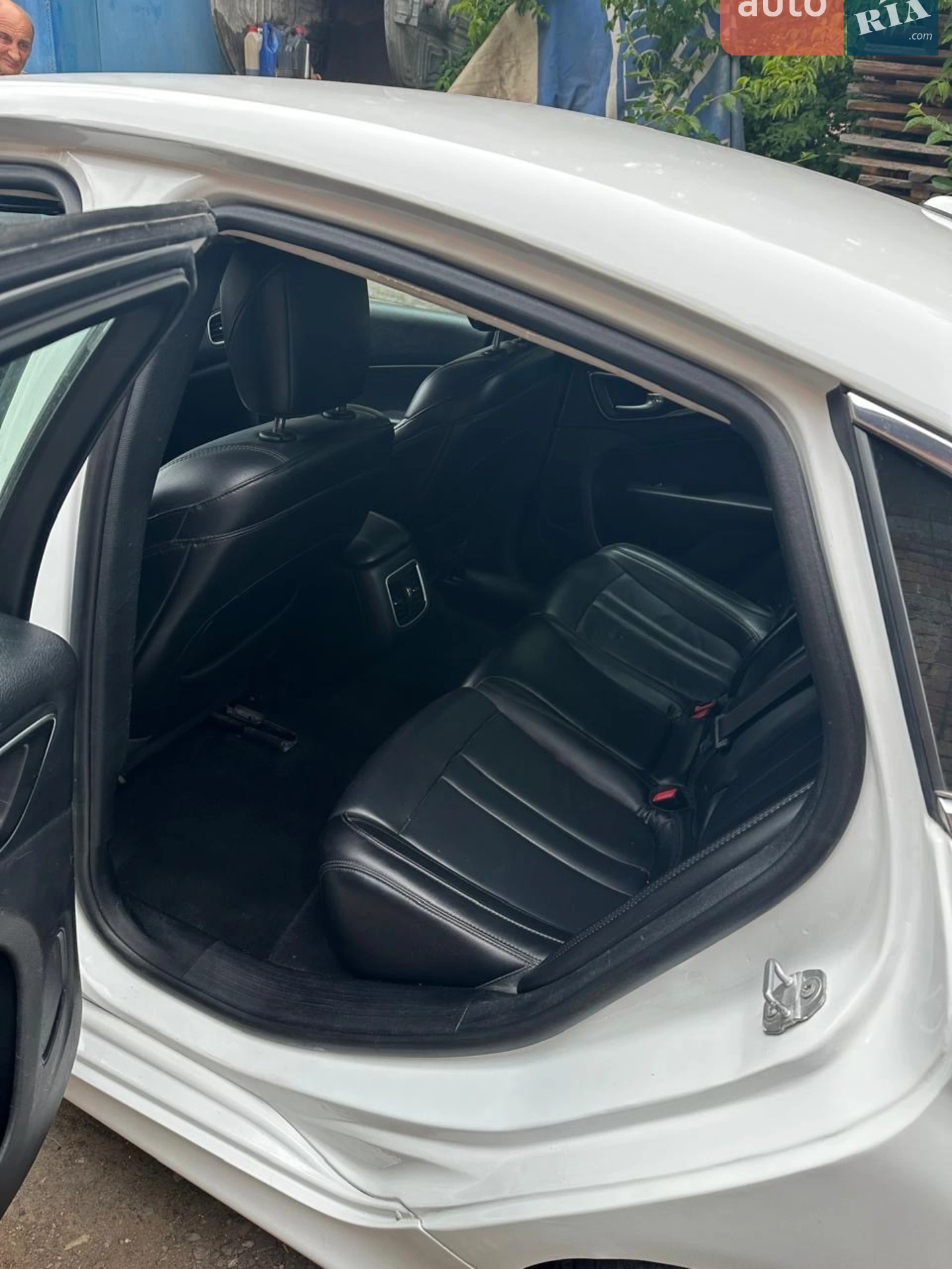 2016 Chrysler 200 - мініатюра 10