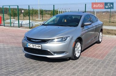 Седан Chrysler 200 2015 в Луцьку
