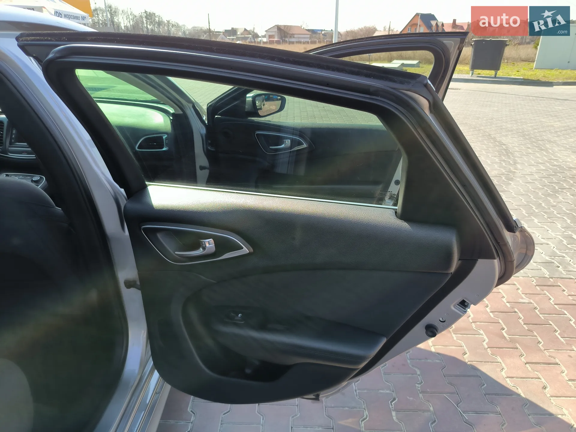 2015 Chrysler 200 - мініатюра 14