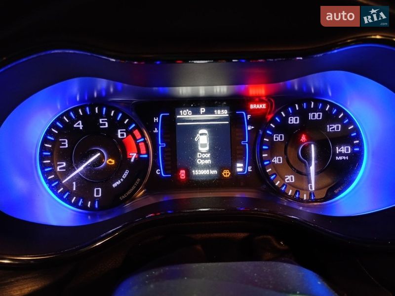 Седан Chrysler 200 2015 в Ивано-Франковске фото 12 Седан Chrysler 200 2015 в Ивано-Франковске