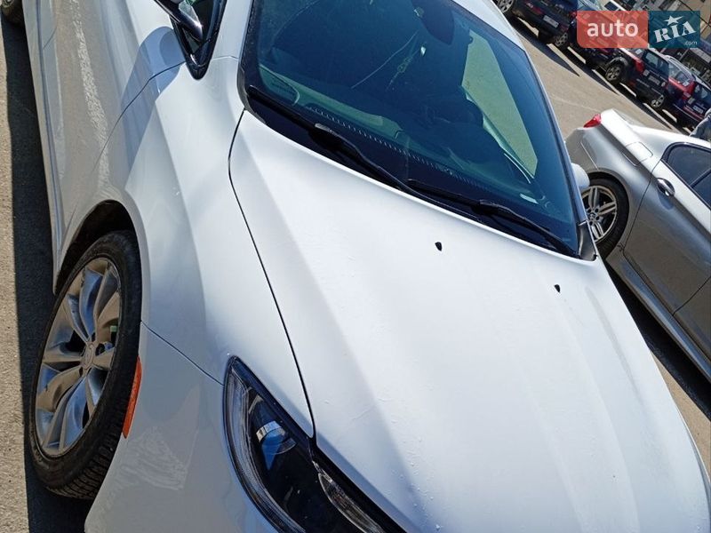Седан Chrysler 200 2015 в Ивано-Франковске фото 2 Седан Chrysler 200 2015 в Ивано-Франковске