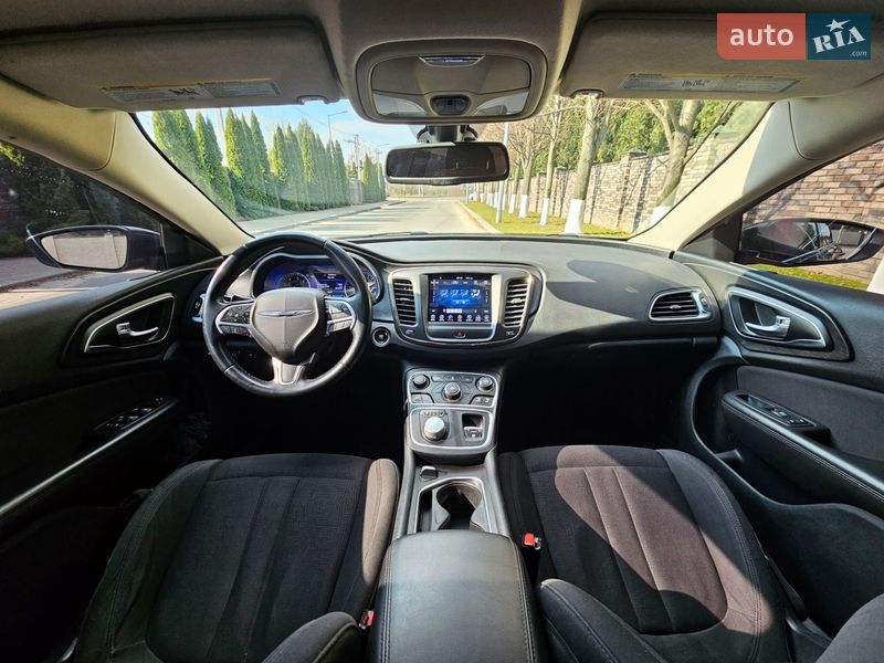 Седан Chrysler 200 2015 в Киеве фото 20 Седан Chrysler 200 2015 в Киеве