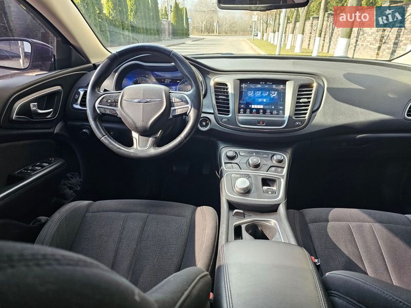 Седан Chrysler 200 2015 в Киеве фото 23 Седан Chrysler 200 2015 в Киеве