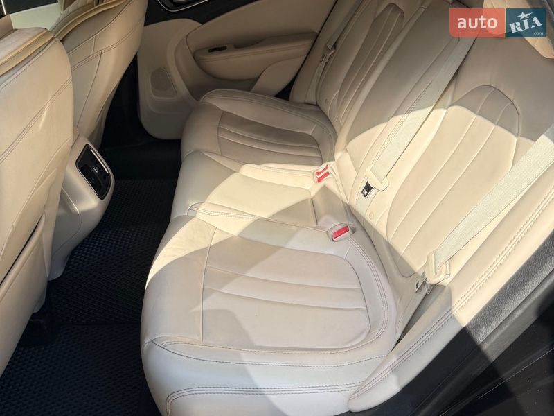 Седан Chrysler 200 2014 в Киеве фото 16 Седан Chrysler 200 2014 в Киеве