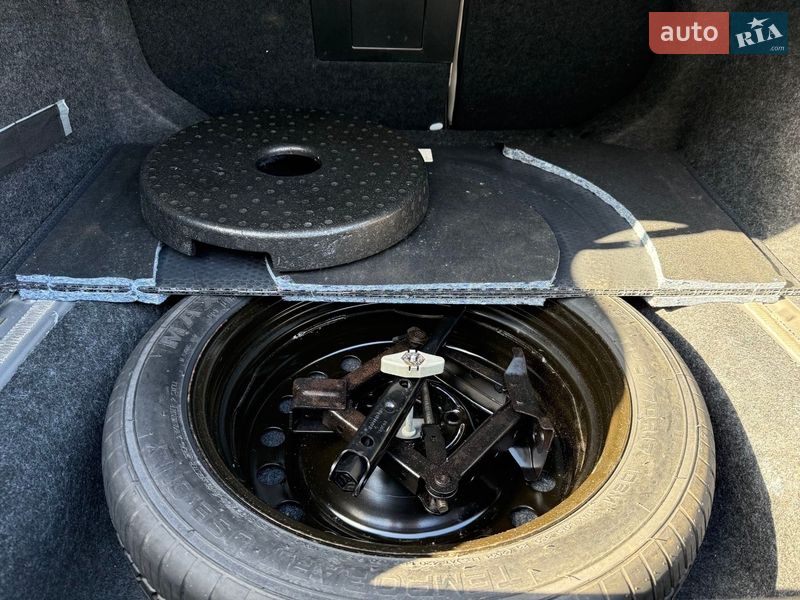 Седан Chrysler 200 2014 в Киеве фото 45 Седан Chrysler 200 2014 в Киеве