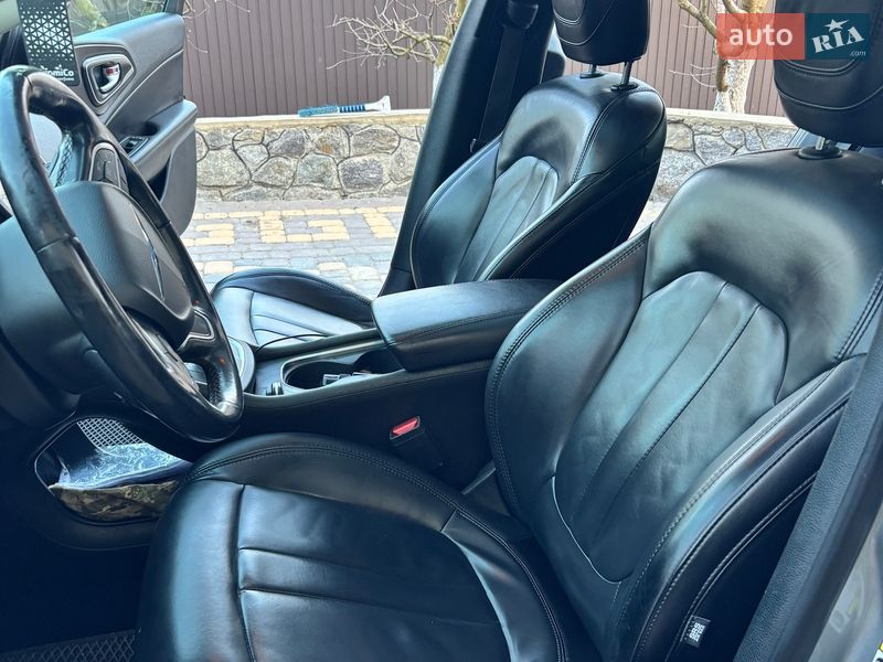 Седан Chrysler 200 2016 в Киеве фото 29 Седан Chrysler 200 2016 в Киеве