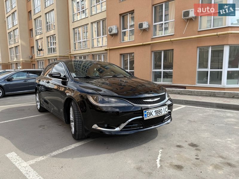 Седан Chrysler 200 2014 в Киеве фото 3 Седан Chrysler 200 2014 в Киеве