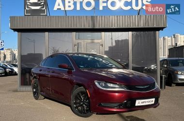 Седан Chrysler 200 2015 в Києві