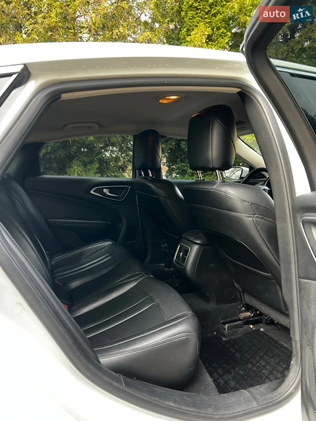 2014 Chrysler 200 - мініатюра 58