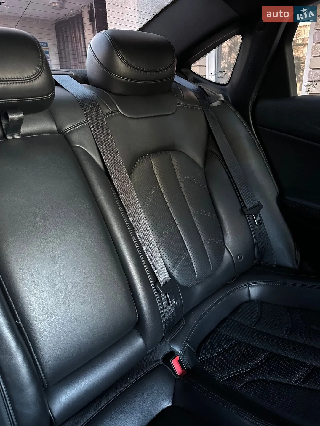 2016 Chrysler 200 - мініатюра 8
