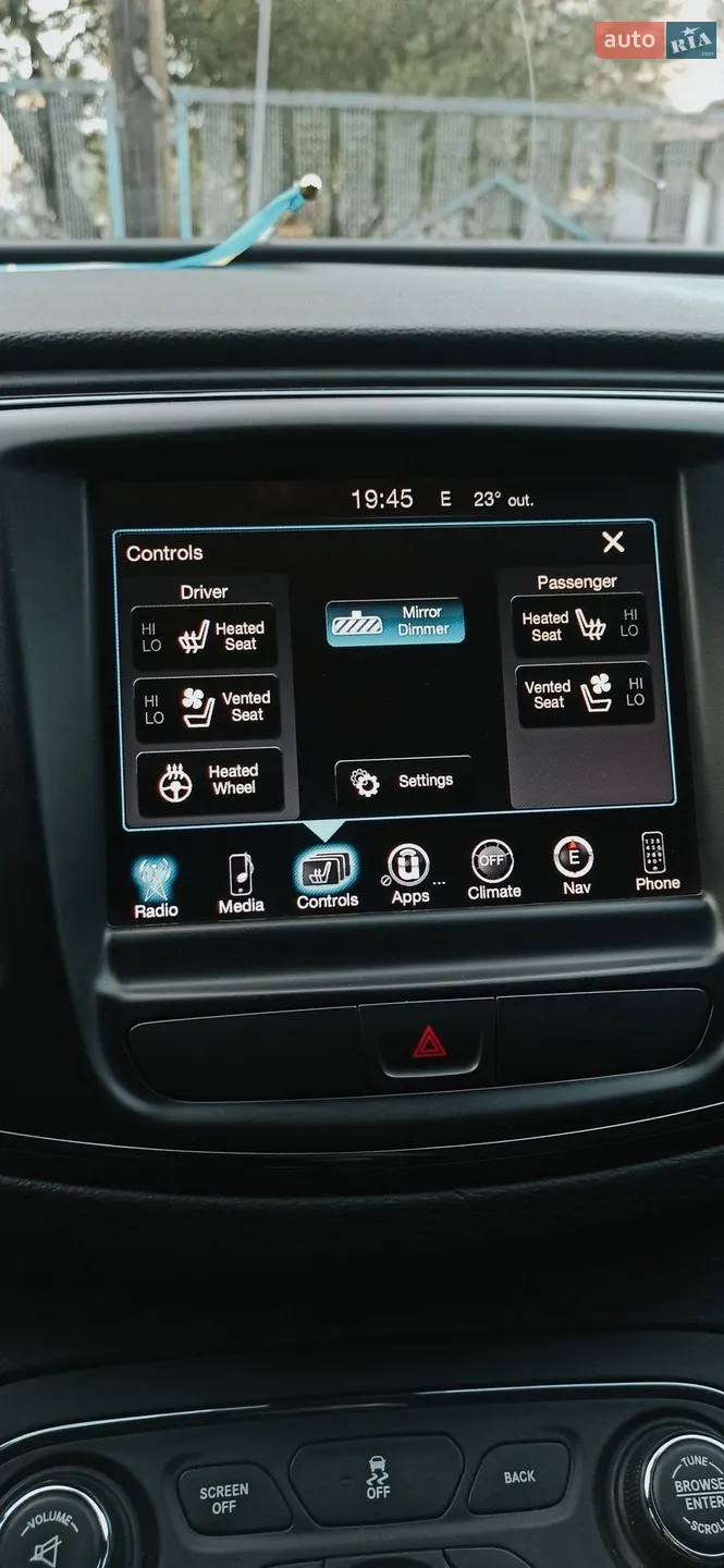 2016 Chrysler 200 - мініатюра 7