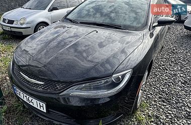 Седан Chrysler 200 2016 в Хмельницькому