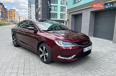 Седан Chrysler 200 2015 в Івано-Франківську