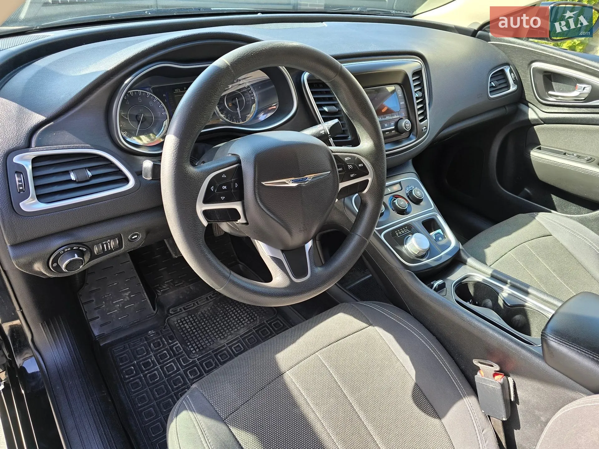 2015 Chrysler 200 - мініатюра 16