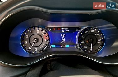 Седан Chrysler 200 2014 в Днепре