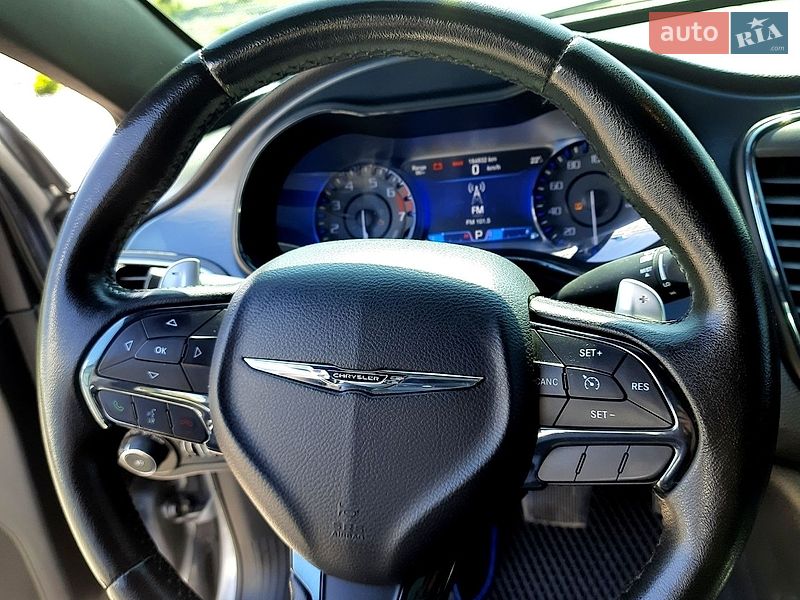 Седан Chrysler 200 2014 в Днепре