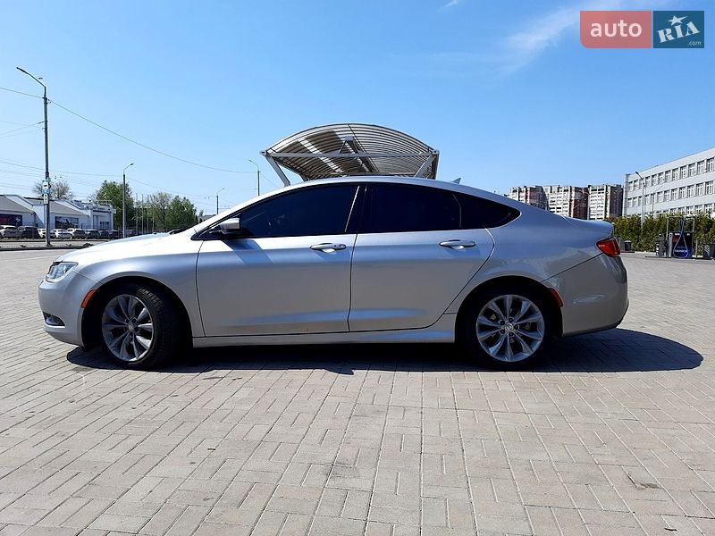Седан Chrysler 200 2014 в Днепре