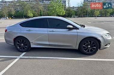 Седан Chrysler 200 2017 в Киеве