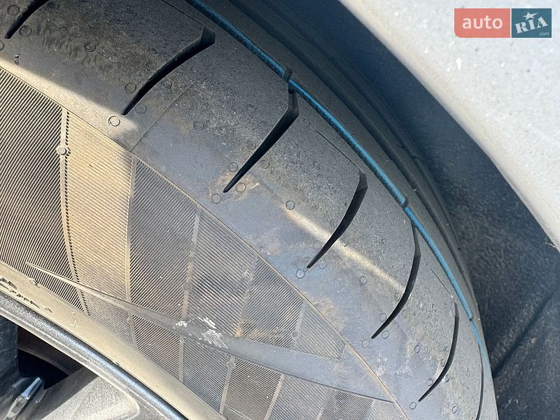 Седан Chrysler 200 2017 в Киеве