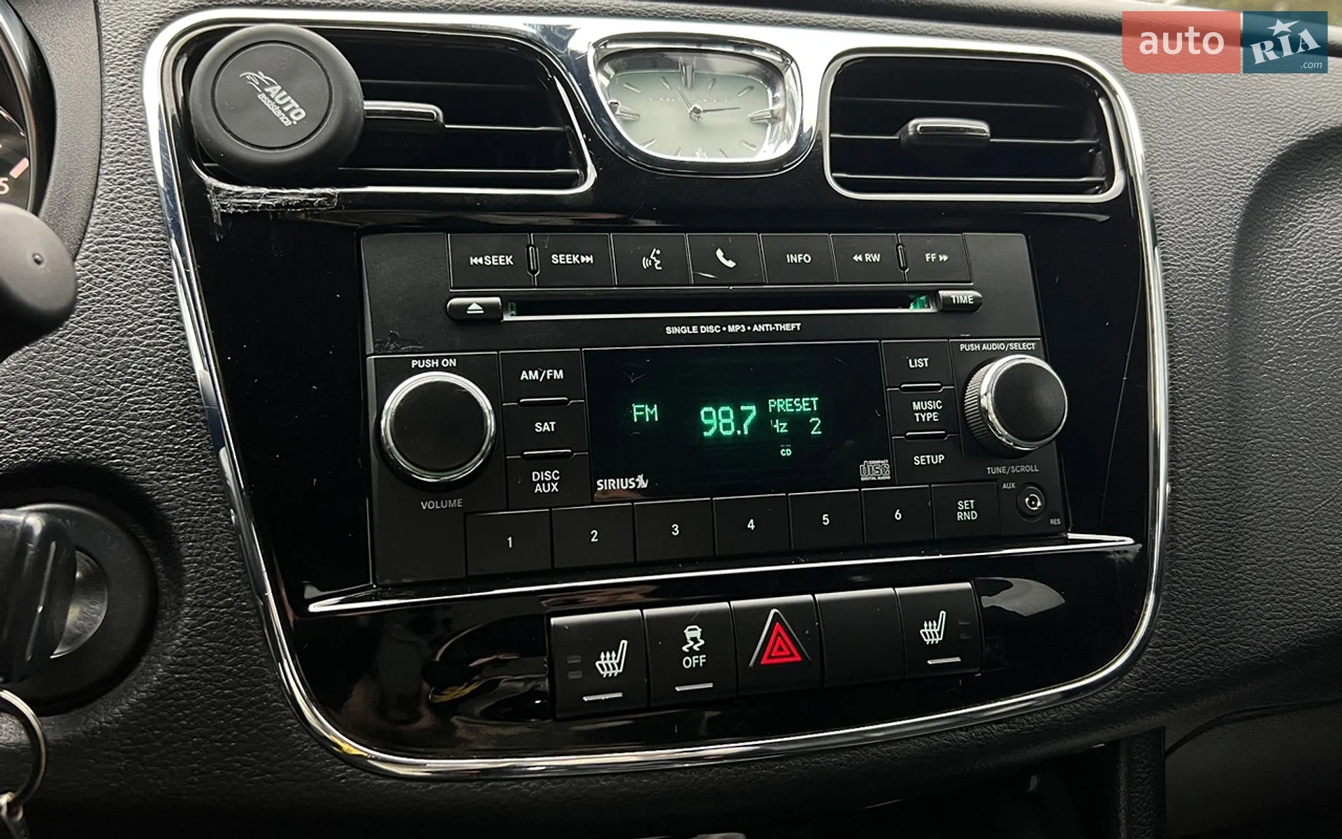 2013 Chrysler 200 - мініатюра 13