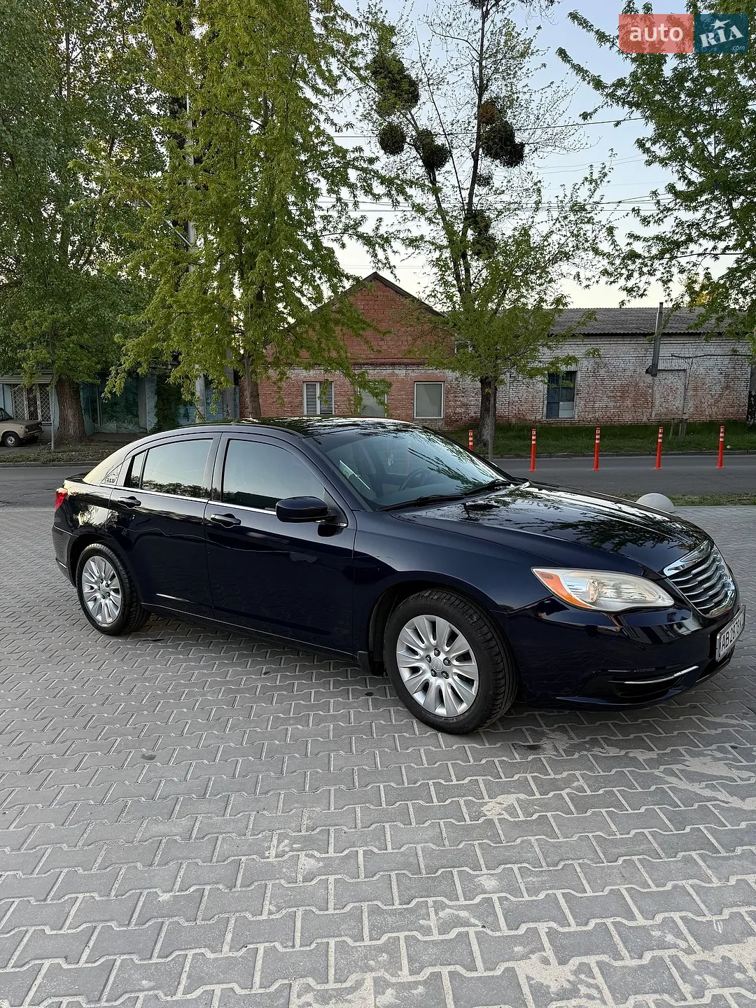 2013 Chrysler 200 - мініатюра 3