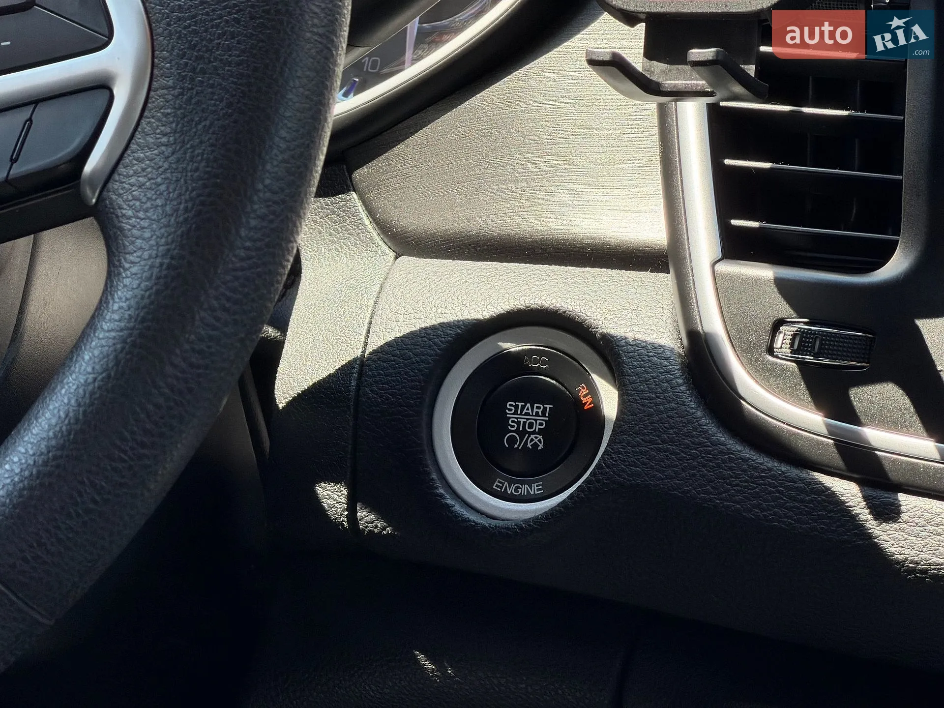 2015 Chrysler 200 - мініатюра 31