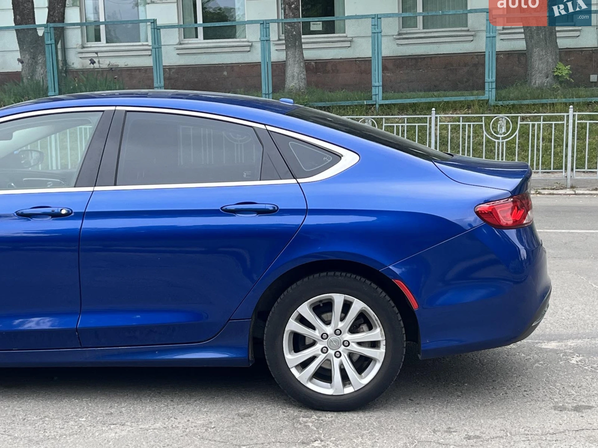 2015 Chrysler 200 - мініатюра 7