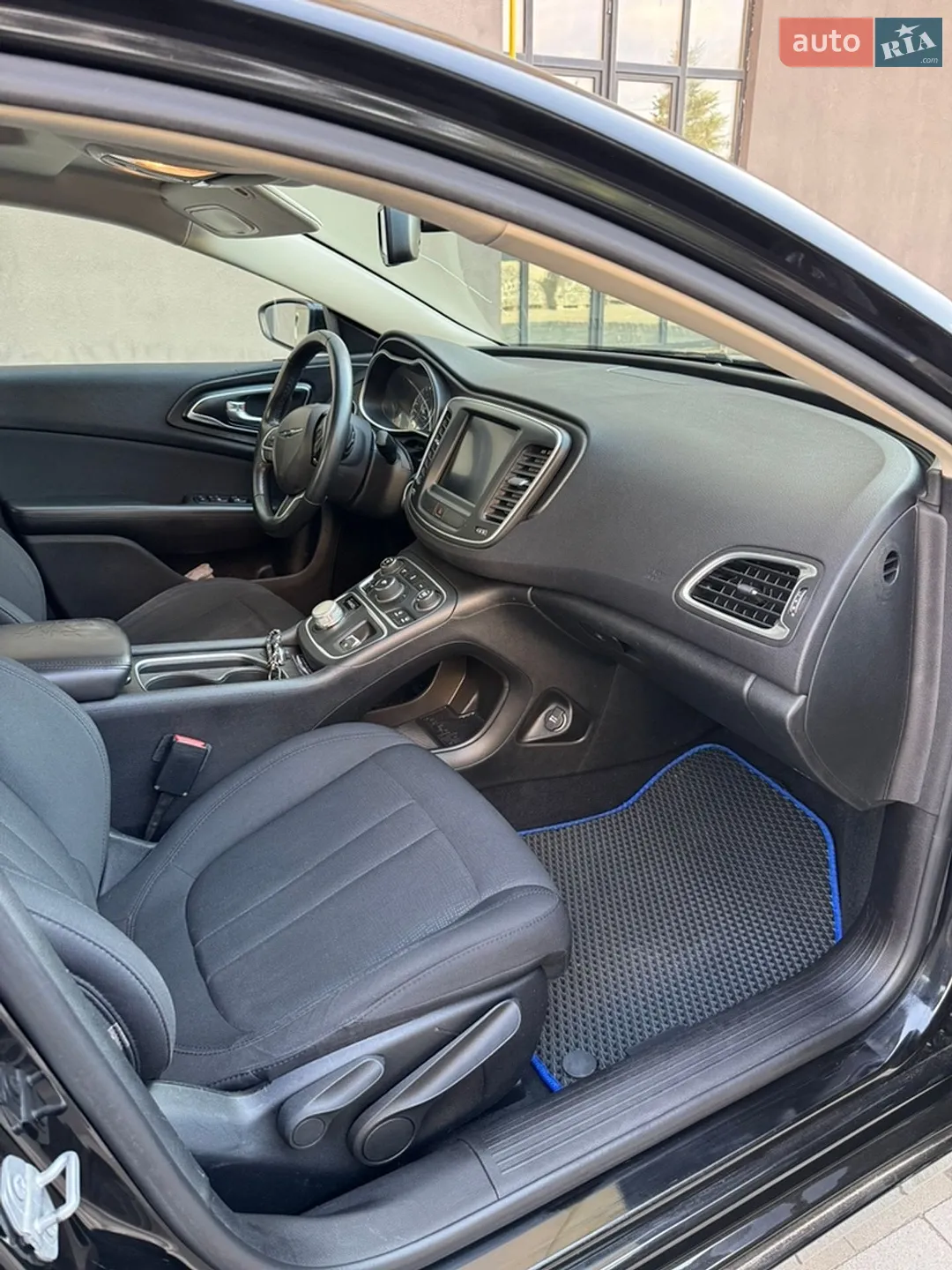 2016 Chrysler 200 - мініатюра 23