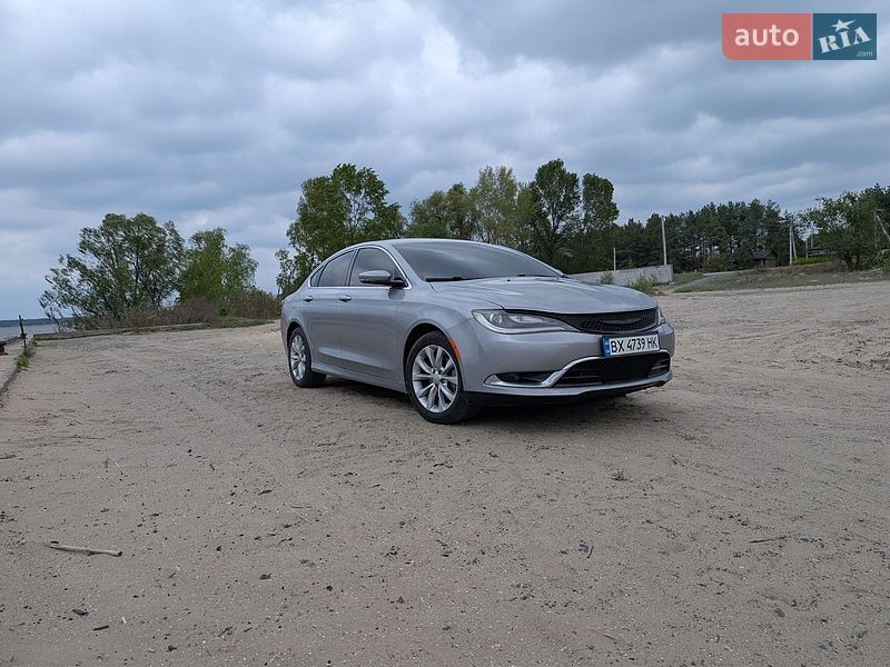 Седан Chrysler 200 2014 в Борисполі