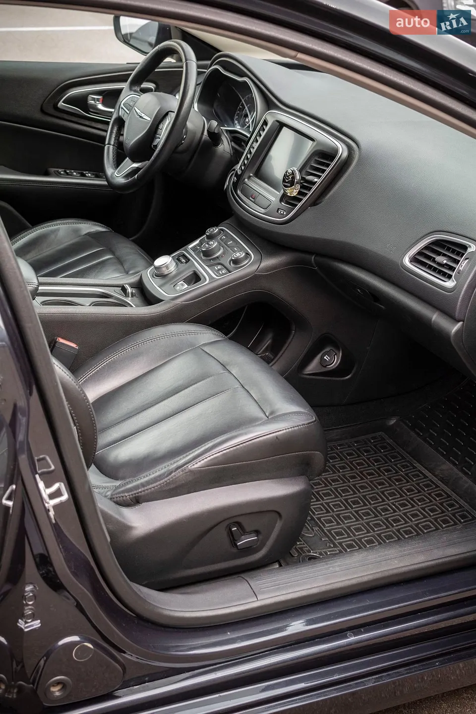 2016 Chrysler 200 - мініатюра 6