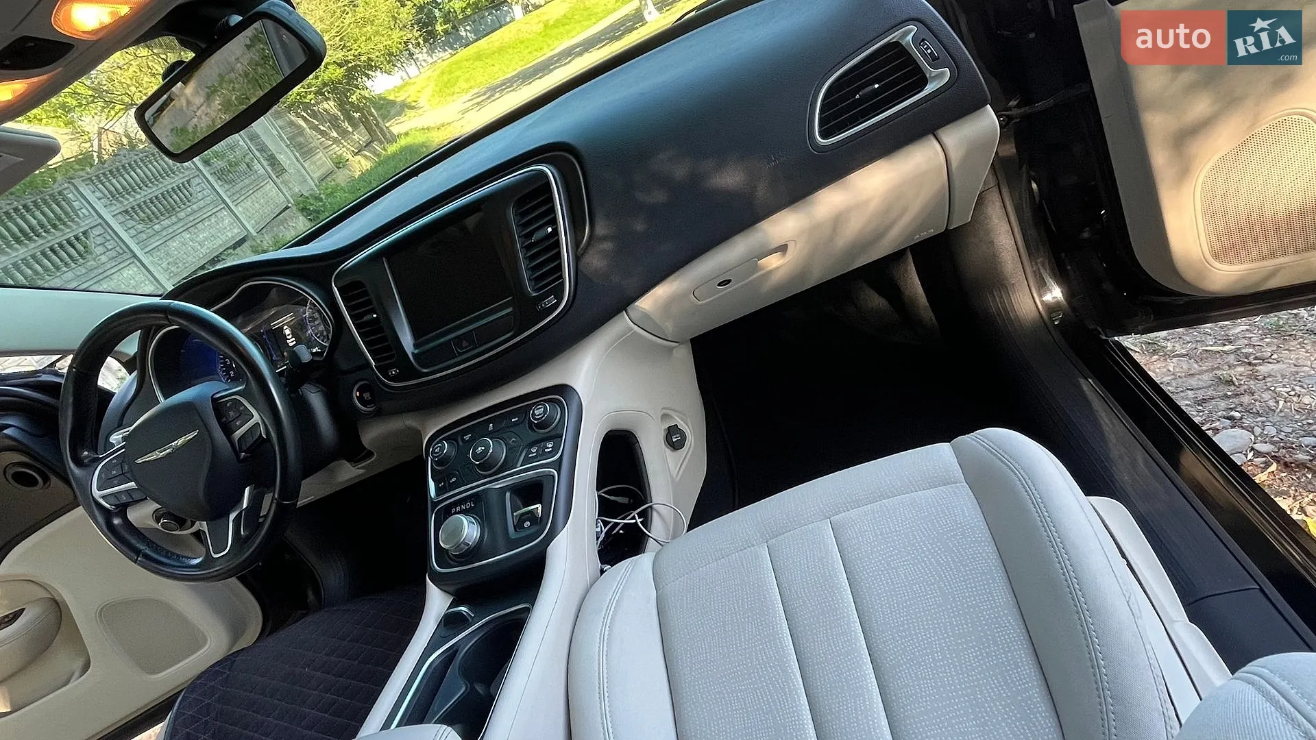 2015 Chrysler 200 - мініатюра 21