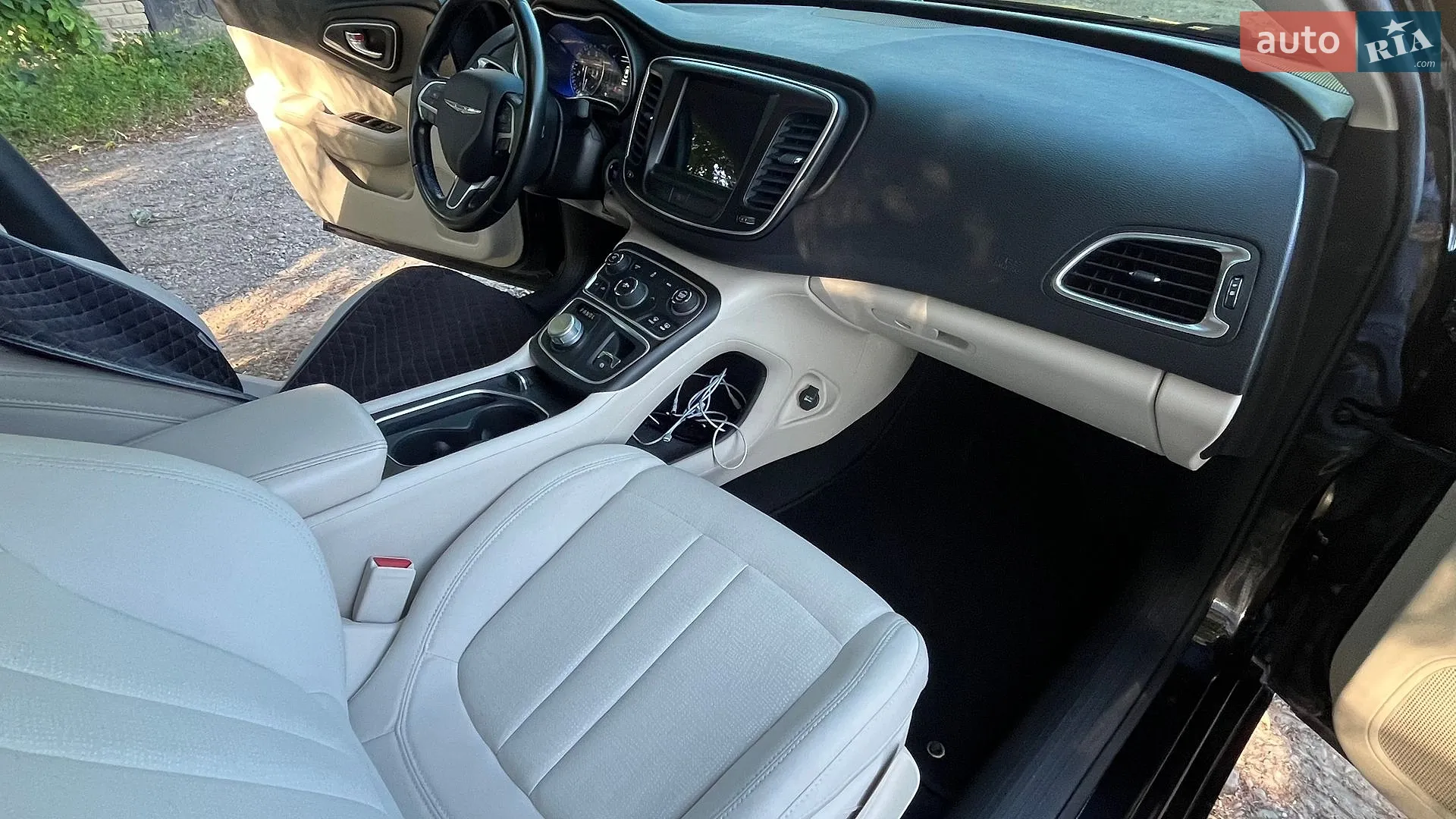 2015 Chrysler 200 - мініатюра 22