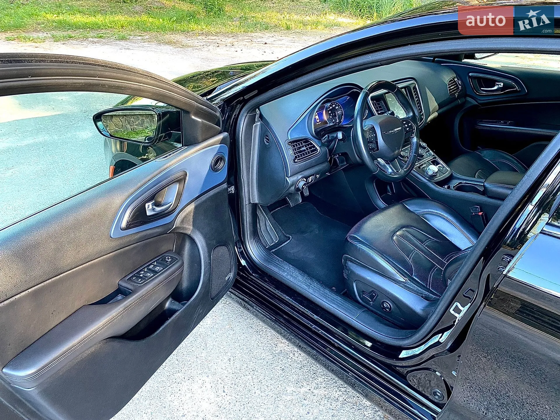 2014 Chrysler 200 - мініатюра 9