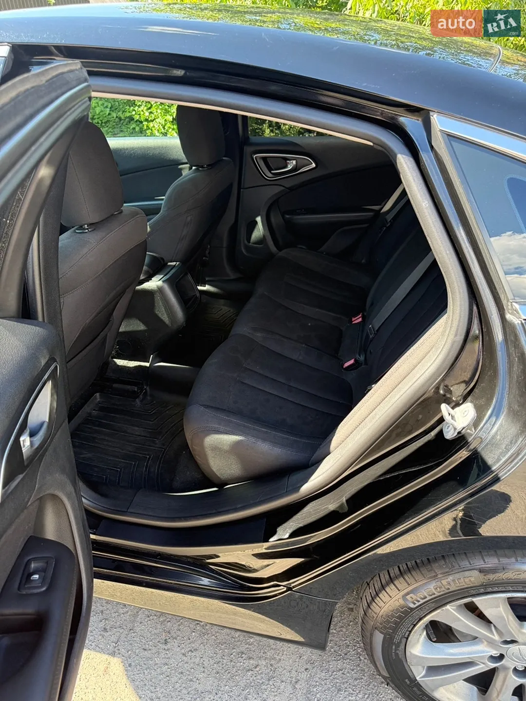 2015 Chrysler 200 - мініатюра 23