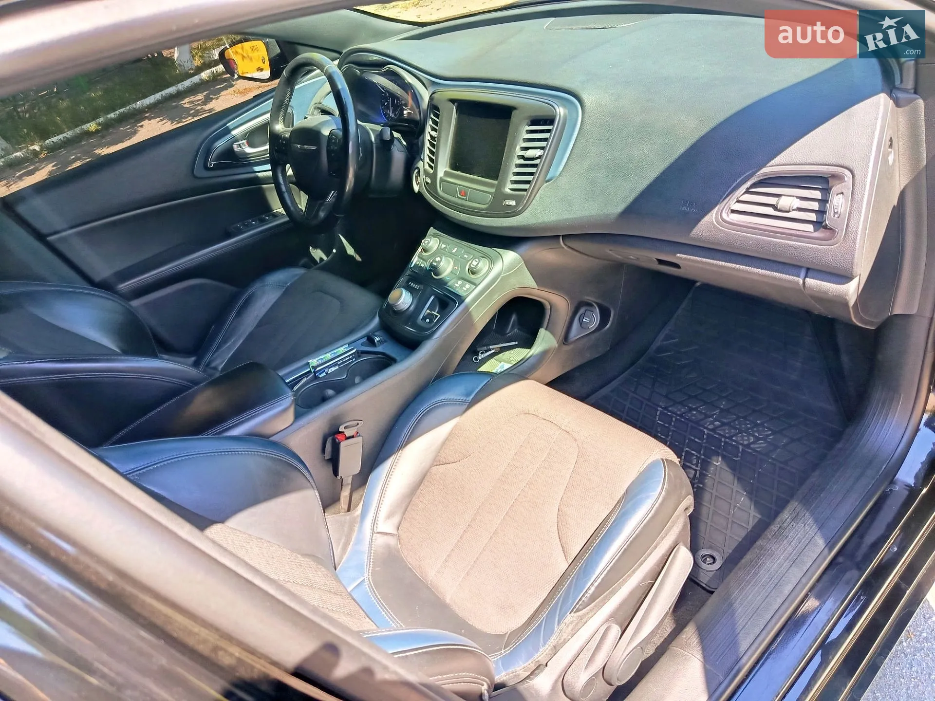 2015 Chrysler 200 - мініатюра 12