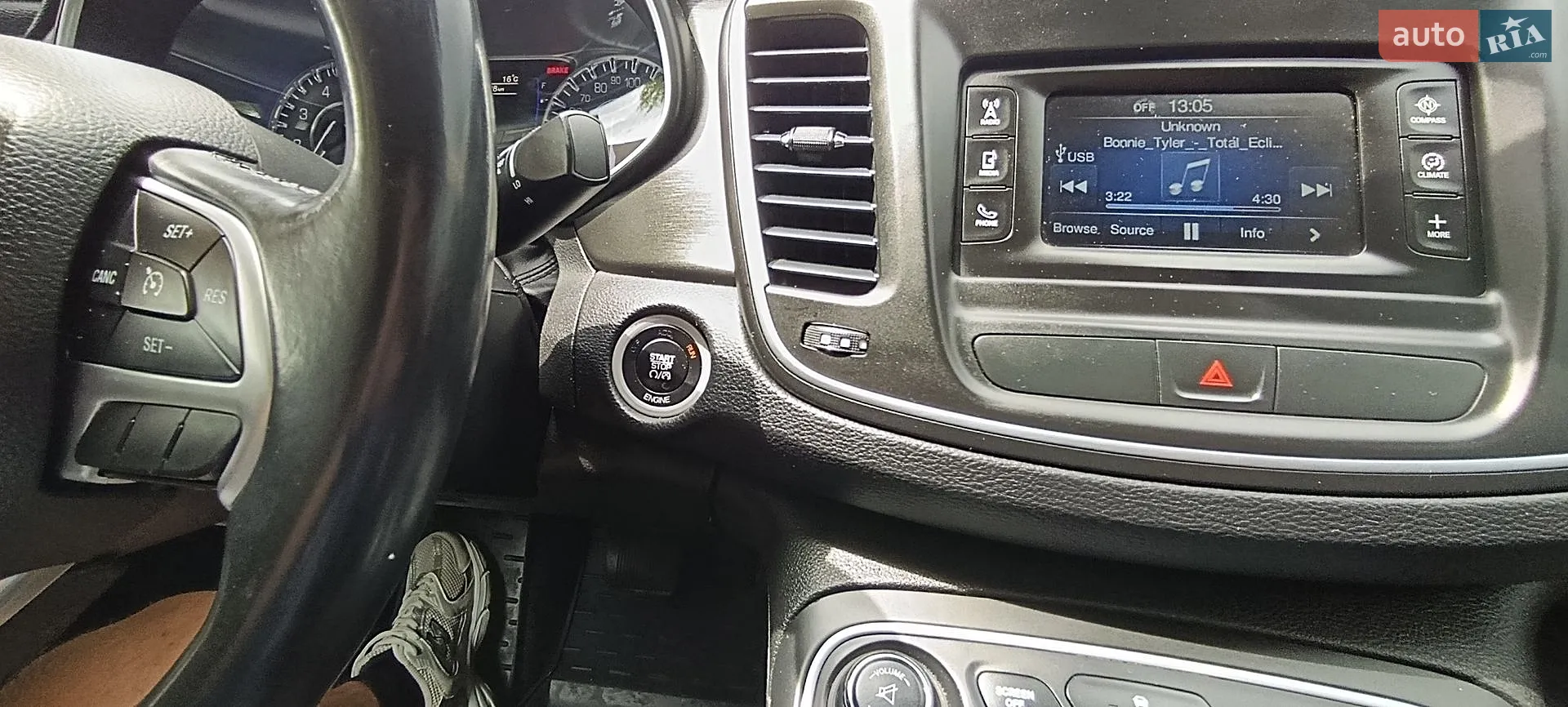 2014 Chrysler 200 - мініатюра 16