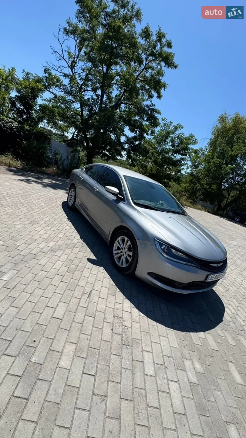 Chrysler 200 2014 VIN 1C3CCCAB1FN596189 фото оголошення 3 з 10