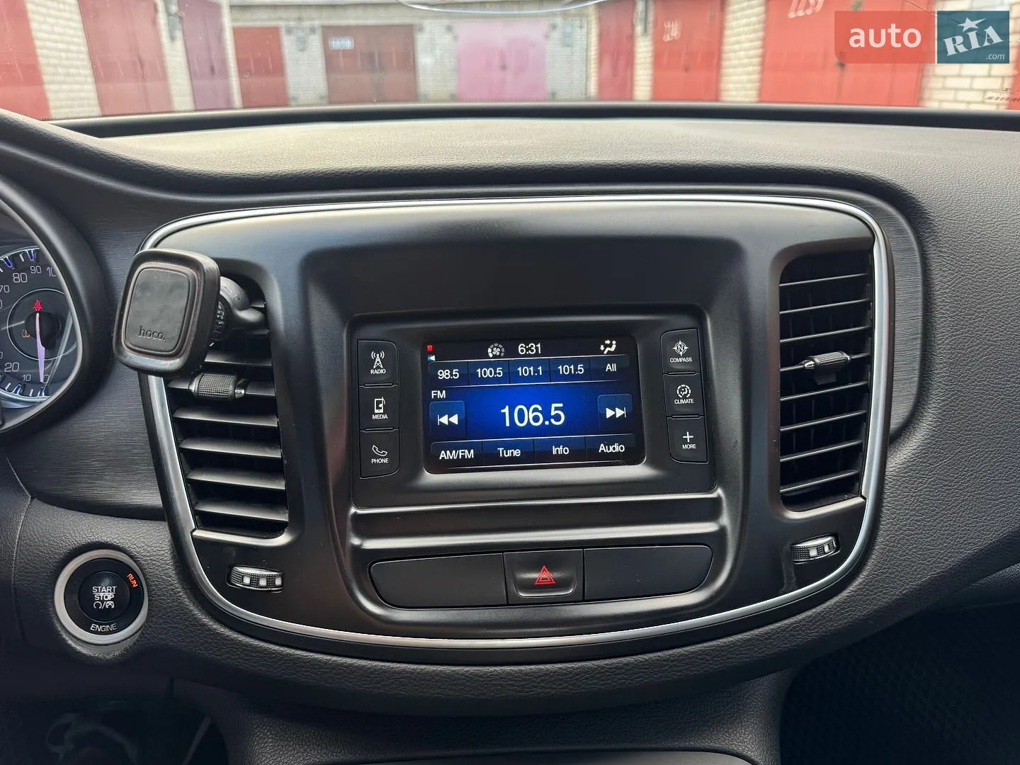2016 Chrysler 200 - мініатюра 27