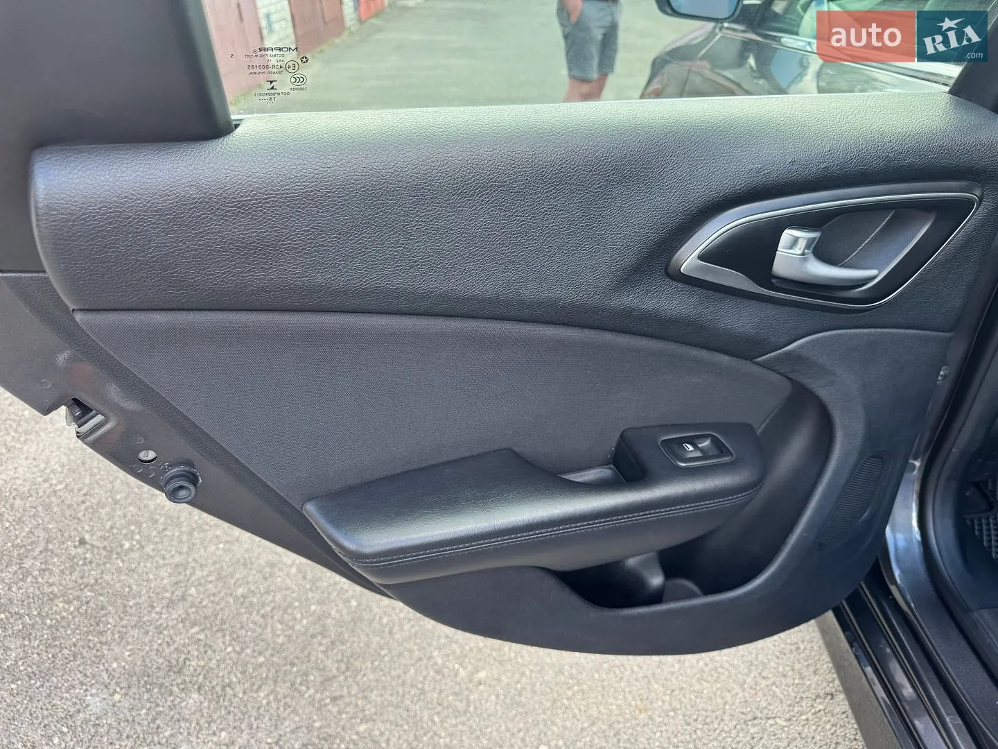 2016 Chrysler 200 - мініатюра 31