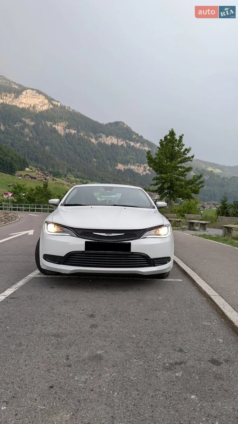 Chrysler 200 2015