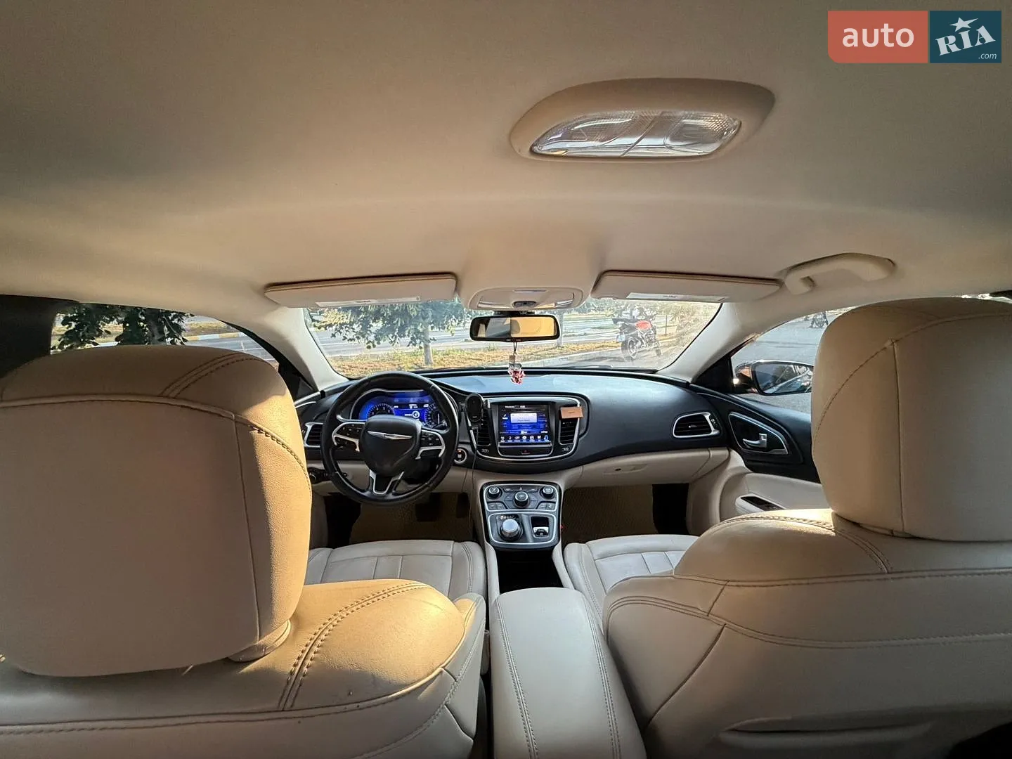 2016 Chrysler 200 - мініатюра 6