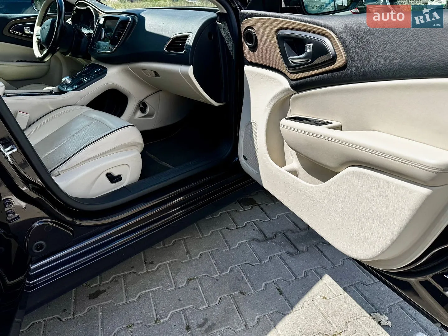 2014 Chrysler 200 - мініатюра 12