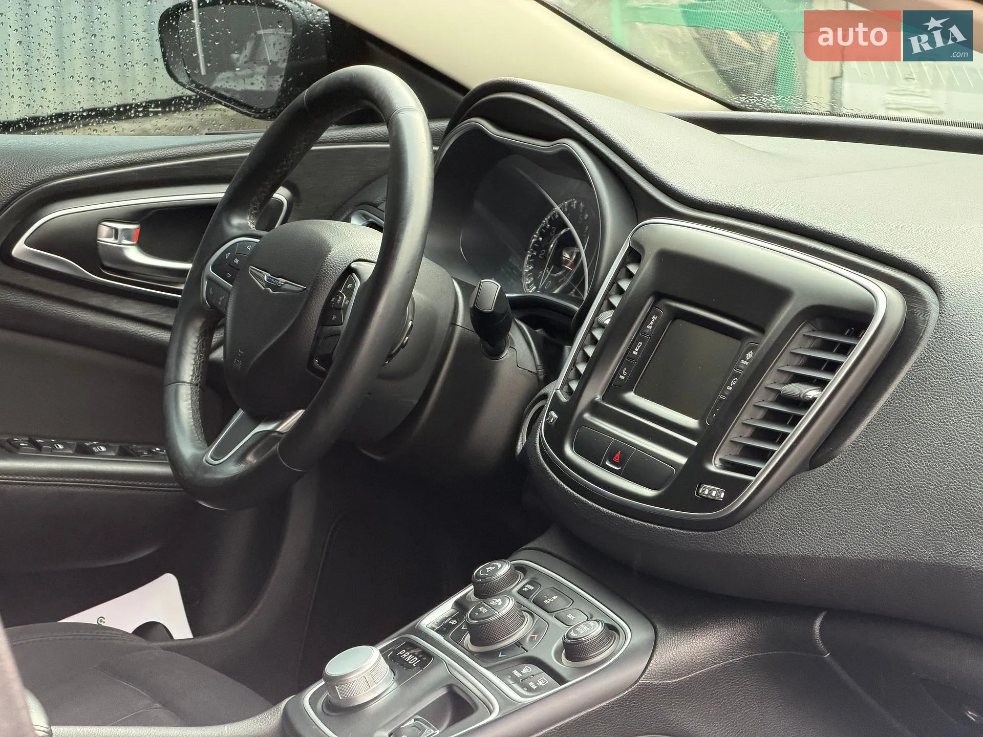 2014 Chrysler 200 - мініатюра 28