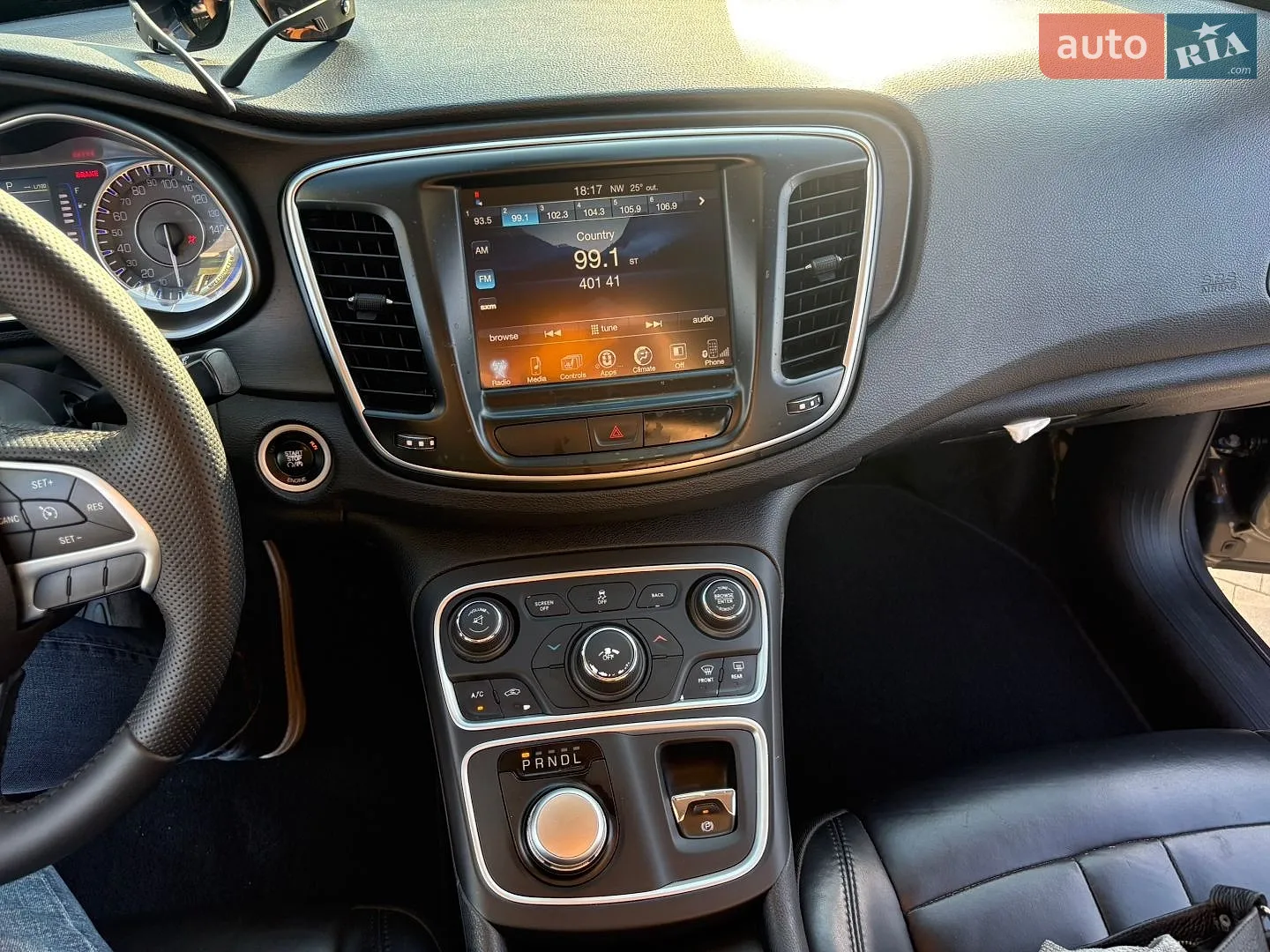 2016 Chrysler 200 - мініатюра 24