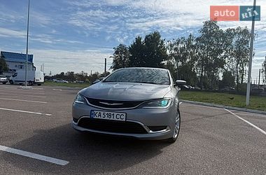 Седан Chrysler 200 2015 в Житомире