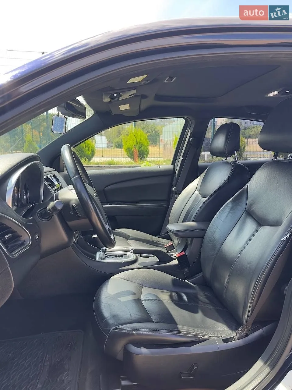 2011 Chrysler 200 - мініатюра 20
